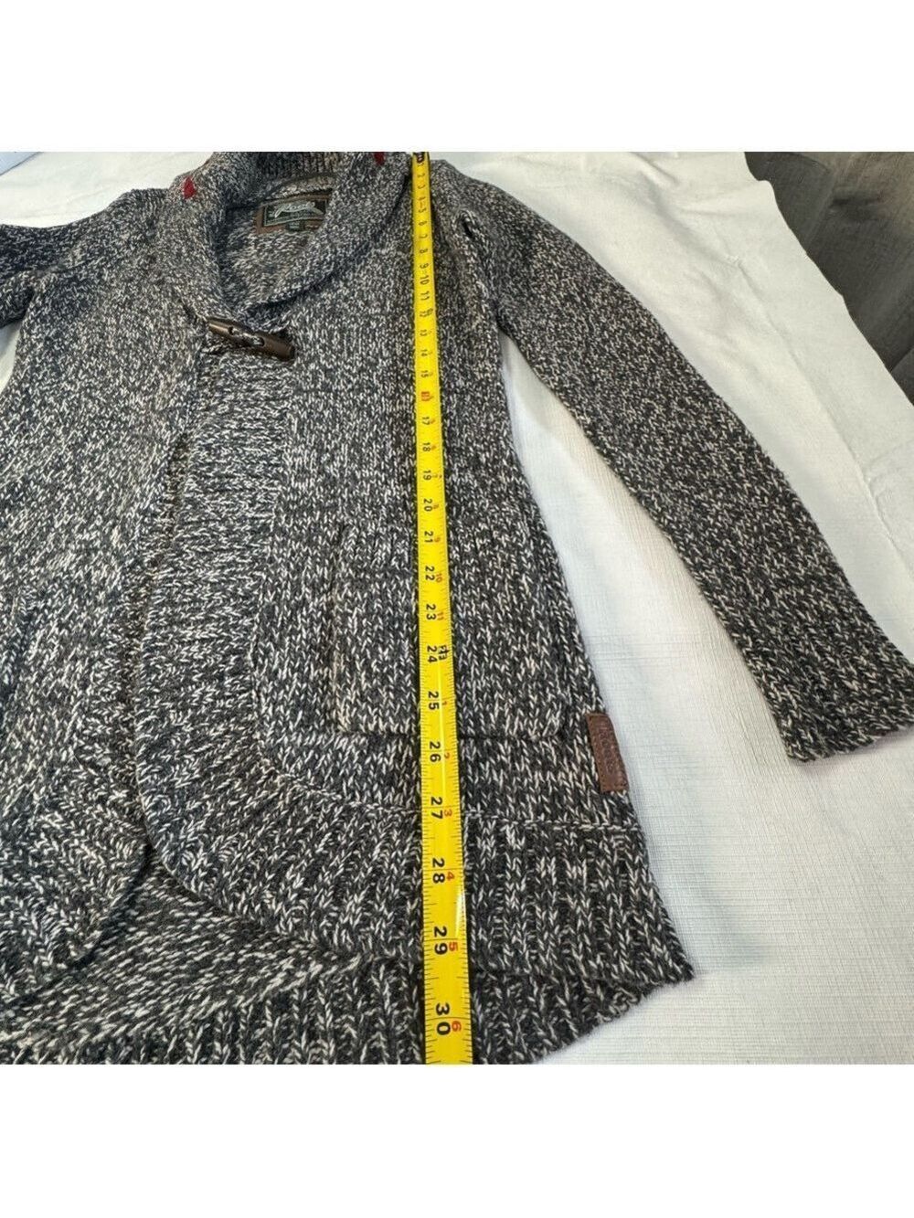 Roots long Cable knit Cardigan XS
Wool - Picture 10 of 15